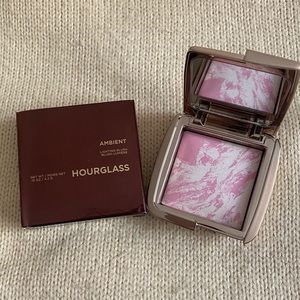 Hourglass Ambient Lighthing Blush (Ethereal Glow)